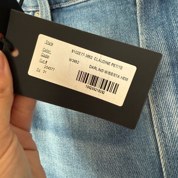 PAIGE Claudine Flare Jean - Picture 8 of 8